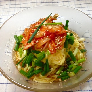 ヘルシーコンニャク麺で♪冷やしキムチ麺★